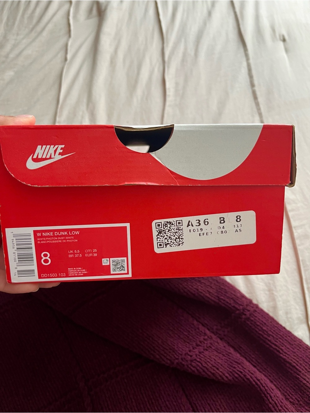 Nike Dunks Low-Top Sneakers in White and Burgundy - Picture 3 of 7